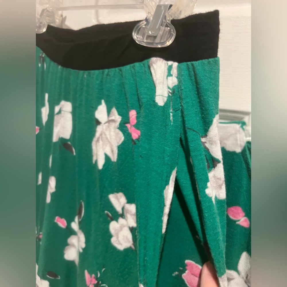 2 Pc PJ Set💚 Green Floral Ruffle Cap Sleeve Top & Pants w Pockets - Picture 8 of 11
